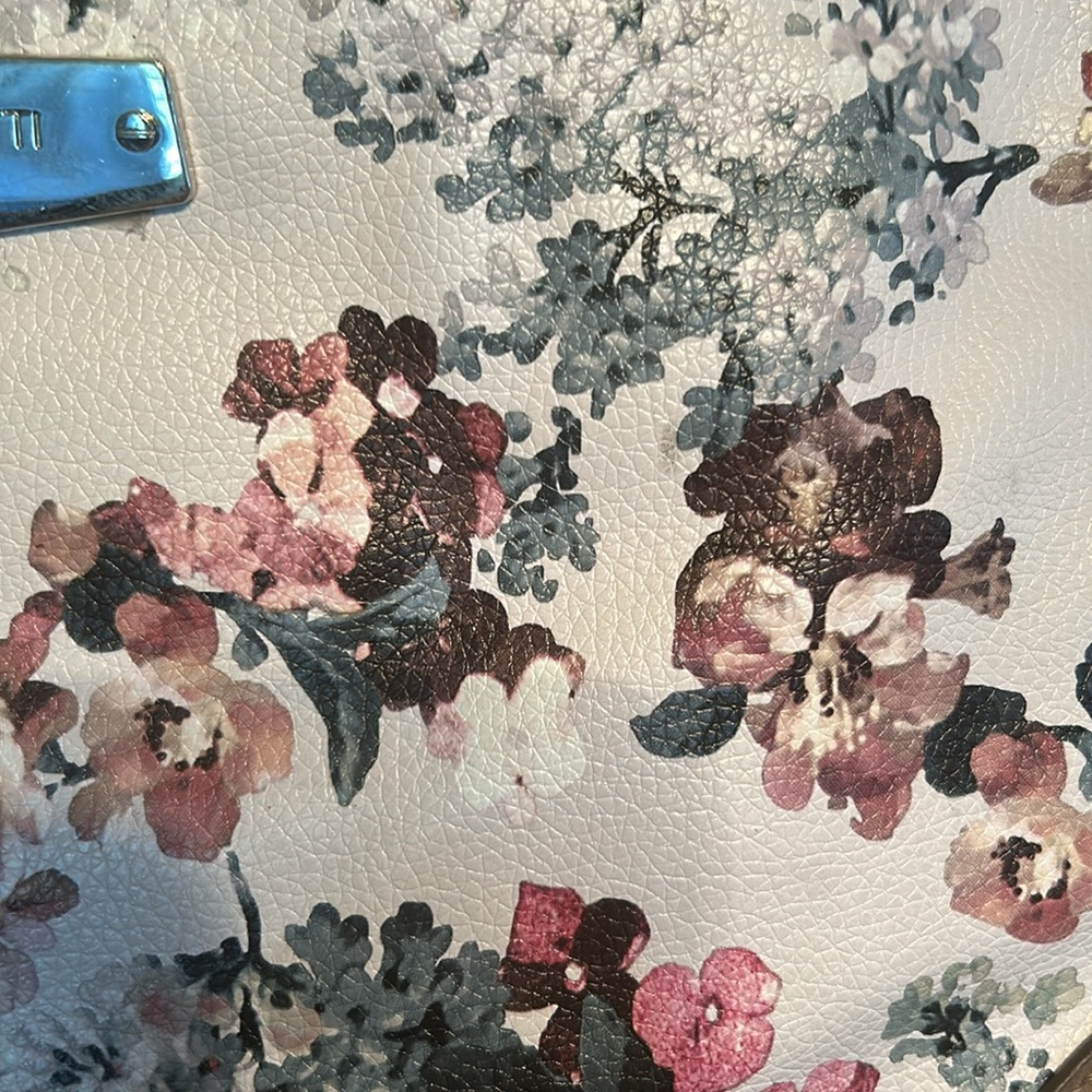 Rosetti floral print tote. - Picture 5 of 6